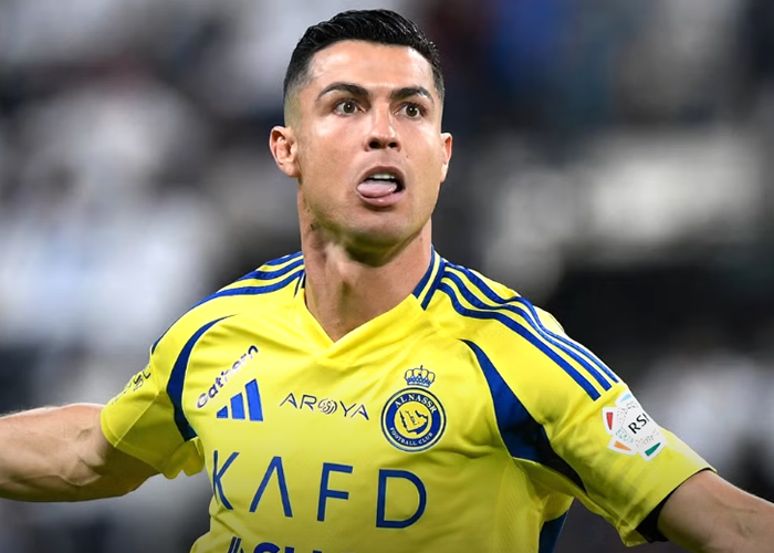 Ronaldo the first billionaire player – Bloomberg