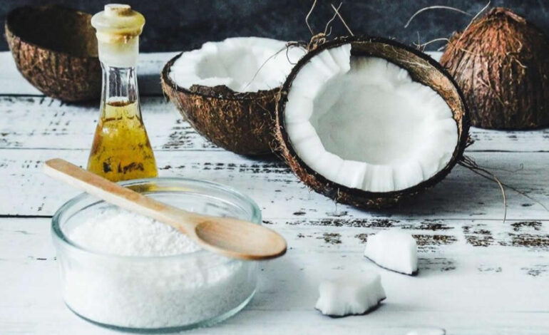 Why more women are choosing coconut oil to remove makeup