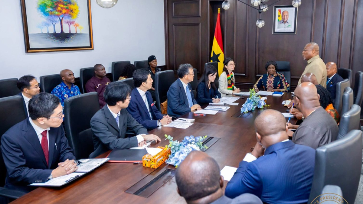 Vice President Opoku-Agyemang holds talks with visiting Japanese Foreign Minister
