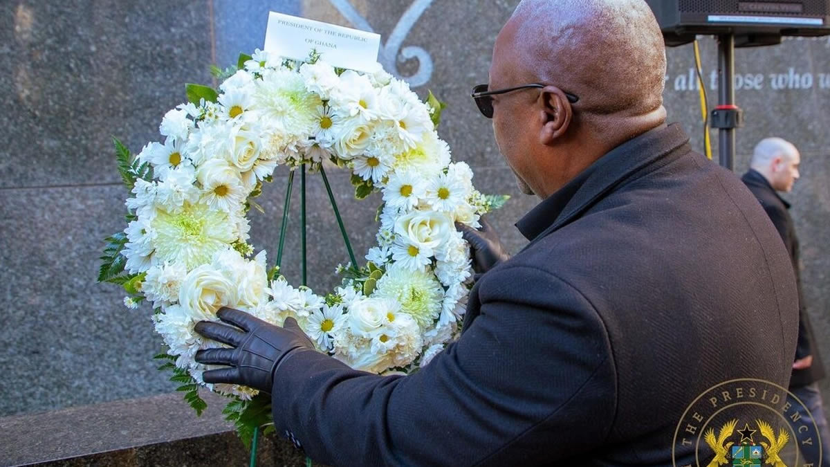 Mahama leads wreath-laying ceremony in memory of enslaved Africans