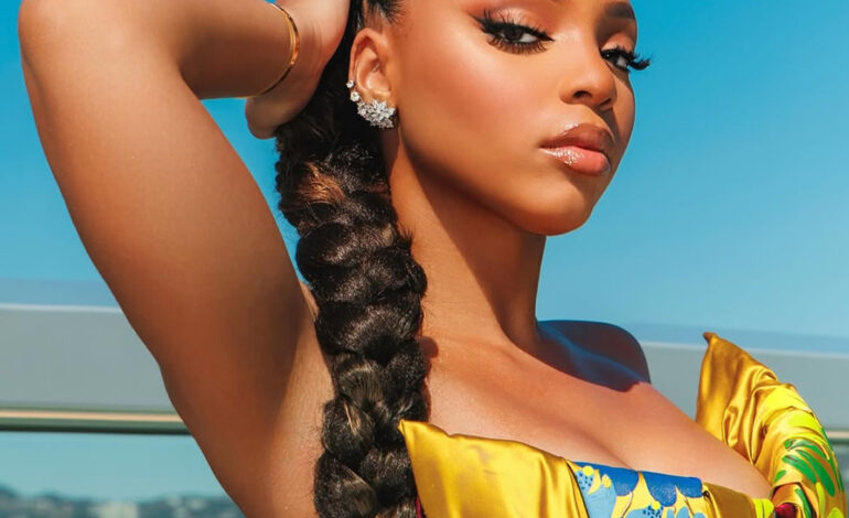 Chloe Bailey Serves Sculpted Drama In Aliétte At ESSENCE Black Women In Hollywood