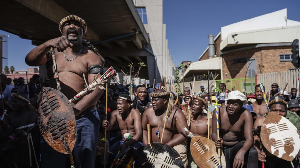 Ghanaians in South Africa cautioned to be alert despite end of anti-immigrant protests