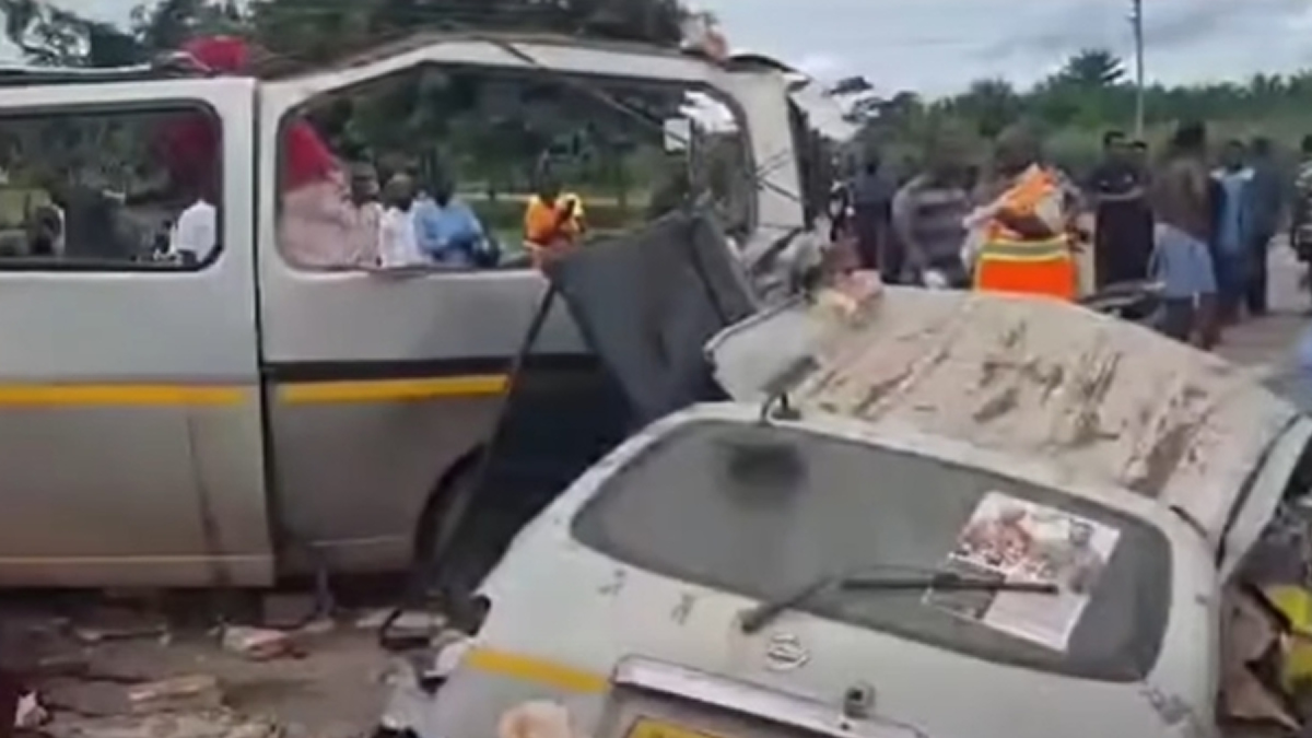 Accident at Akomadan: 12 killed, 2 injured