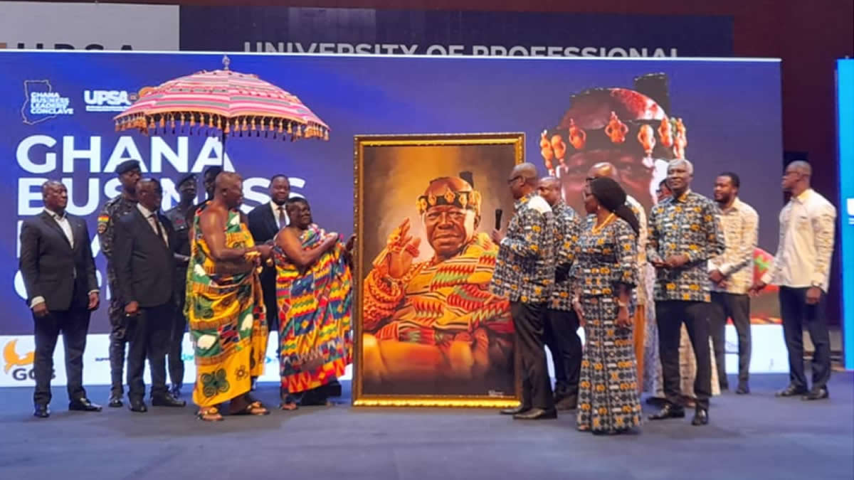 Asantehene urges shift from partisan politics to dynamic nation-building