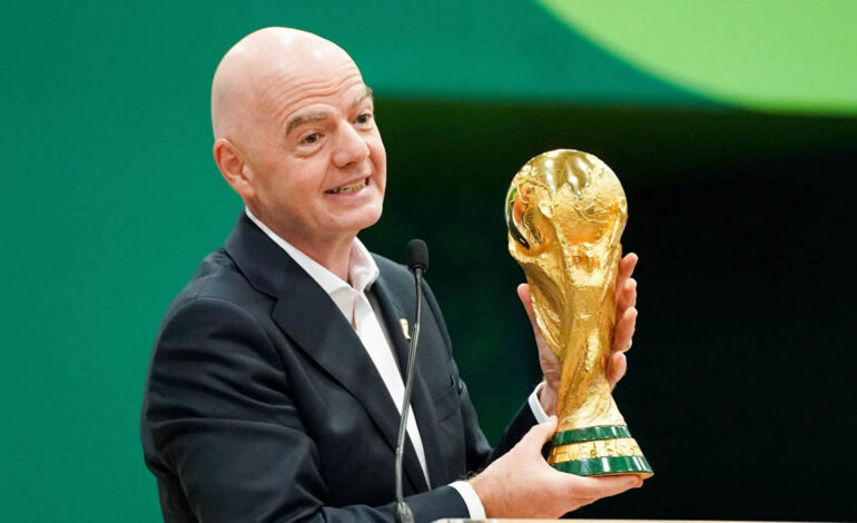 Infantino sets deadline for $20M offer to members in World Cup investor plan